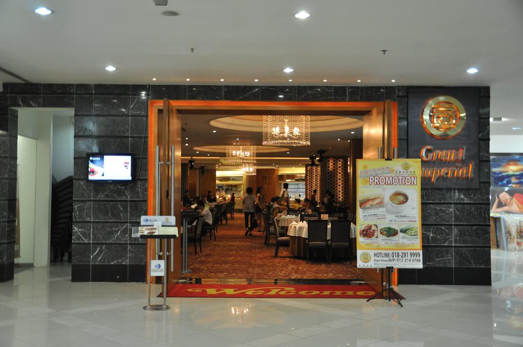 Damas Suites & Residences Kuala Lumpur Exterior photo